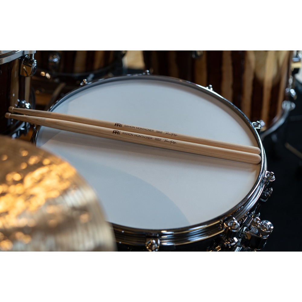Барабанні палички MEINL Stick & Brush Ramon Montagner Signature Hickory Wood Tip Drum Stick SB624
