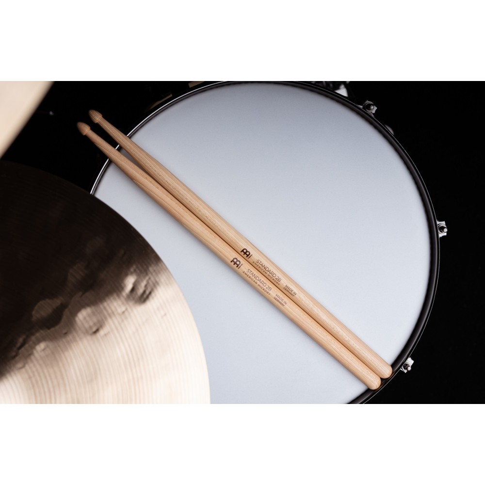 Барабанні палички MEINL Standard 2B Hickory Wood Tip Drum Stick SB144