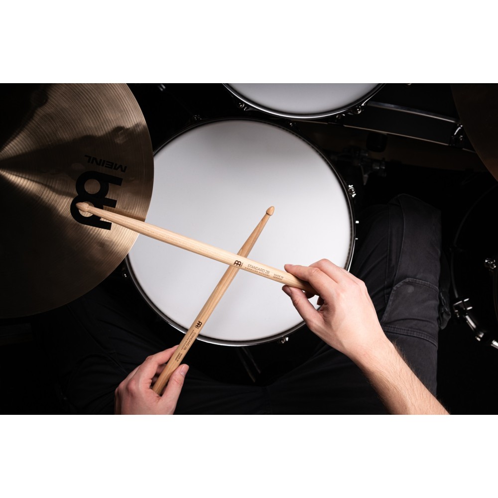 Барабанні палички MEINL Standard 2B Hickory Wood Tip Drum Stick SB144