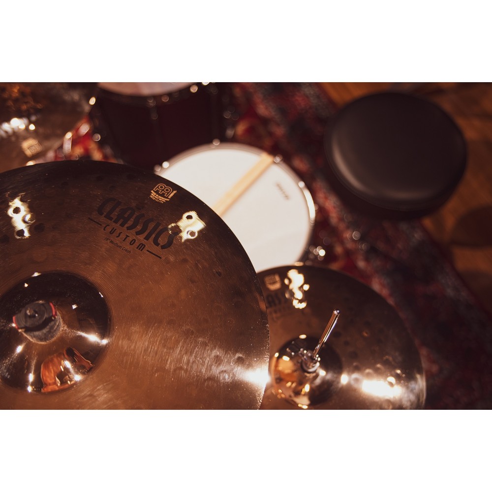 MEINL Classics Custom Brilliant Cymbal Set 14/16/20 + Free 18"