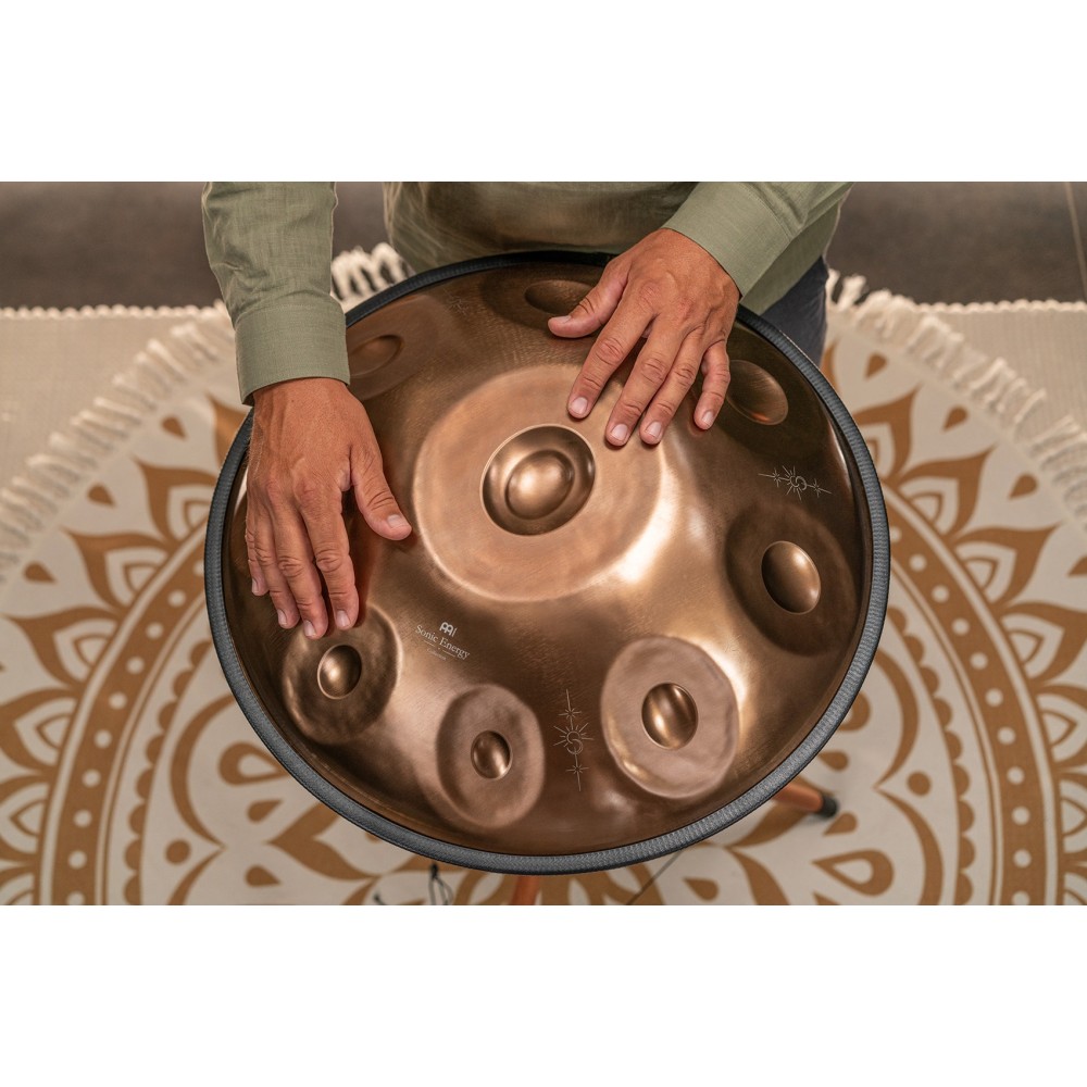 22" Хендпан MEINL Sonic Energy Sensory Handpan Bb2 Amara Vintage Copper HPSTL93CU 22" Хендпан MEINL Sonic Energy Sensory Handpan Bb2 Amara Vintage Copper HPSTL93CU