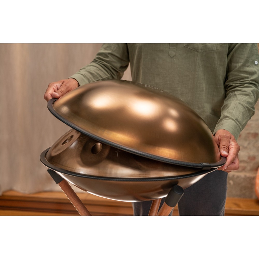 22" Хендпан MEINL Sonic Energy Sensory Handpan Bb2 Amara Vintage Copper HPSTL93CU 22" Хендпан MEINL Sonic Energy Sensory Handpan Bb2 Amara Vintage Copper HPSTL93CU