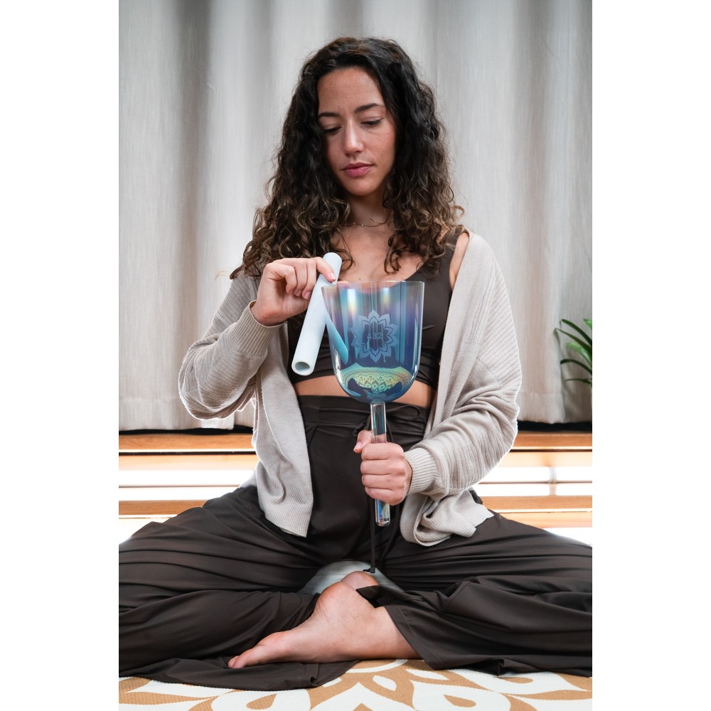 5.5" Співоча чаша MEINL Sonic Energy Essence Crystal Singing Bowl 432 Hz Slate Blue Lotus Flower ECSB432LF